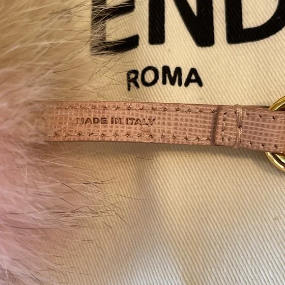💁🏻‍♀️Fendi Pom Pom purse charm🍀💁🏻‍♀️ - Picture 5 of 7